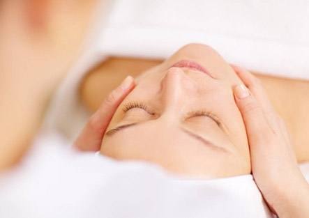 美容行業(yè)是機(jī)遇和挑戰(zhàn)并存_唯美度品牌美容院加盟官網(wǎng)