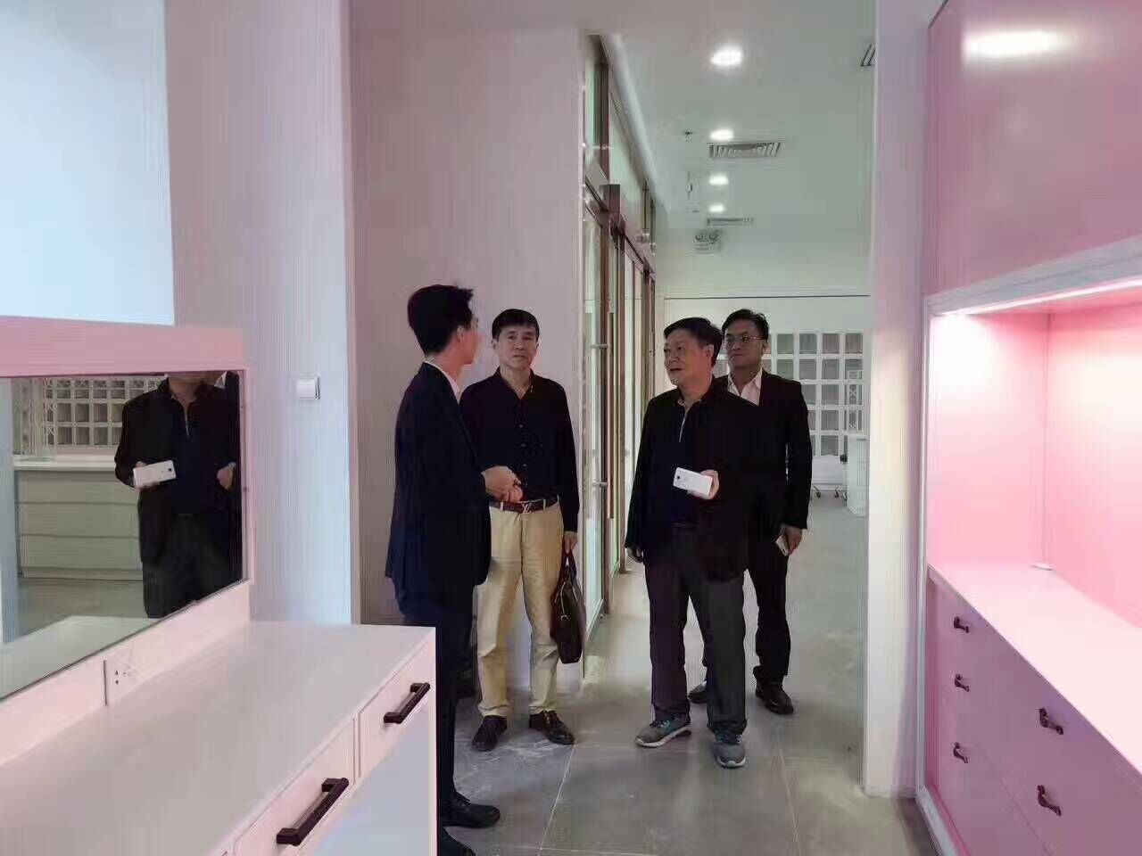 唯11•全球跨境工廠直供店