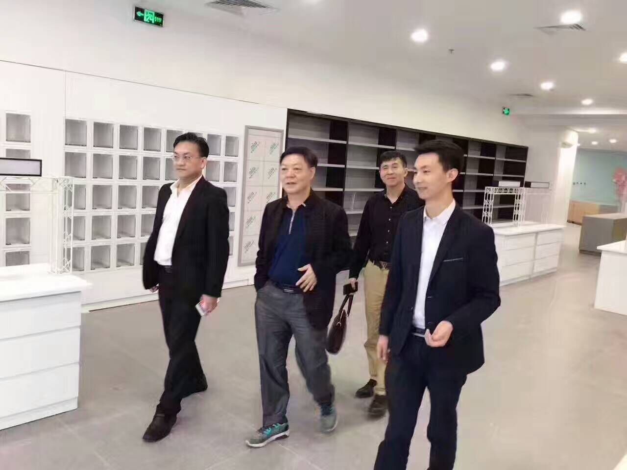 唯11•全球跨境工廠直供店