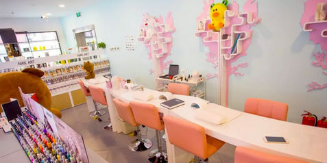 唯拾壹|生意火爆的美妝店都在賣什么？只賣產品你就輸了！