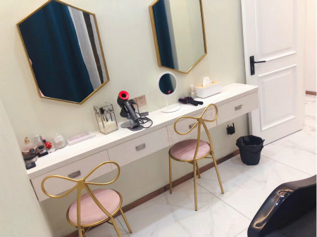 加盟NEWNEW智能光電美膚館能賺錢嗎？