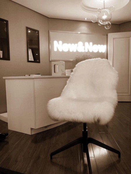 現在開智能光電美膚館困難嗎？