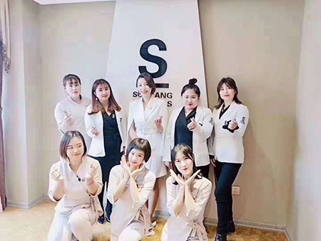 祝賀唯美召香遼寧遼陽(yáng)店盛大開業(yè),“唯”你而來(lái),“召”香綻放!