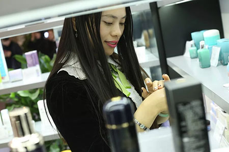 未來美妝店鋪 理想的模式——打造美妝樂園！