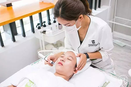 NewNew智能光電美膚館教你打造85、90后的專屬美膚館