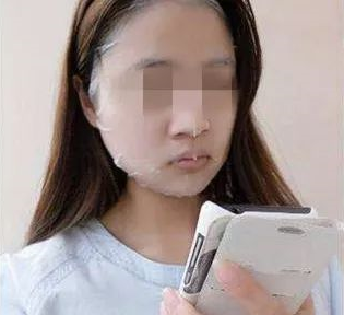 VN智能光電美膚館:黑科技!邊敷面膜邊玩手機(jī)，皮膚也能好上天!