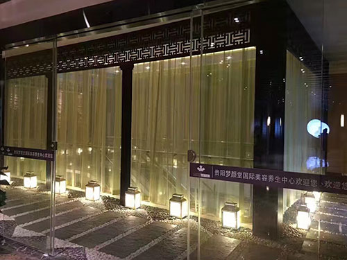 加盟跟自己開美容院，到底哪個(gè)才更好