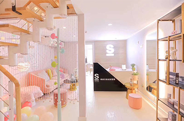 開美容院加盟店有哪些優(yōu)勢(shì)