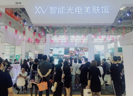 VN智能光電美膚館破解實體困局，線上線下全渠道經營！