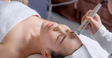 VN戰(zhàn)痘攻略：分階段分程度進行，根治痘痘就應該這么做