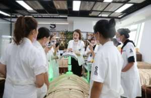 專門針對美容院療程卡顧客怎么做？