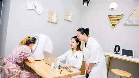 2021這樣的皮膚管理店進店率更高！生意更好！