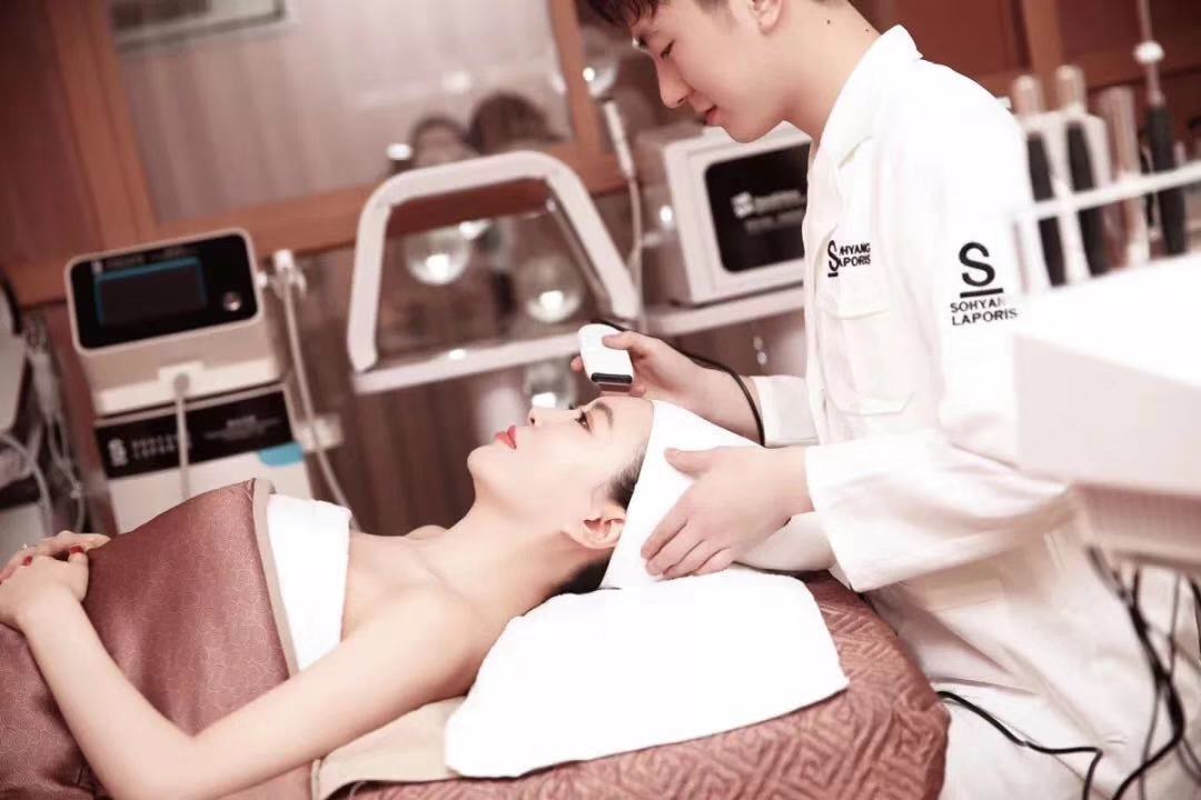 美容師怎么和顧客進行有效溝通呢