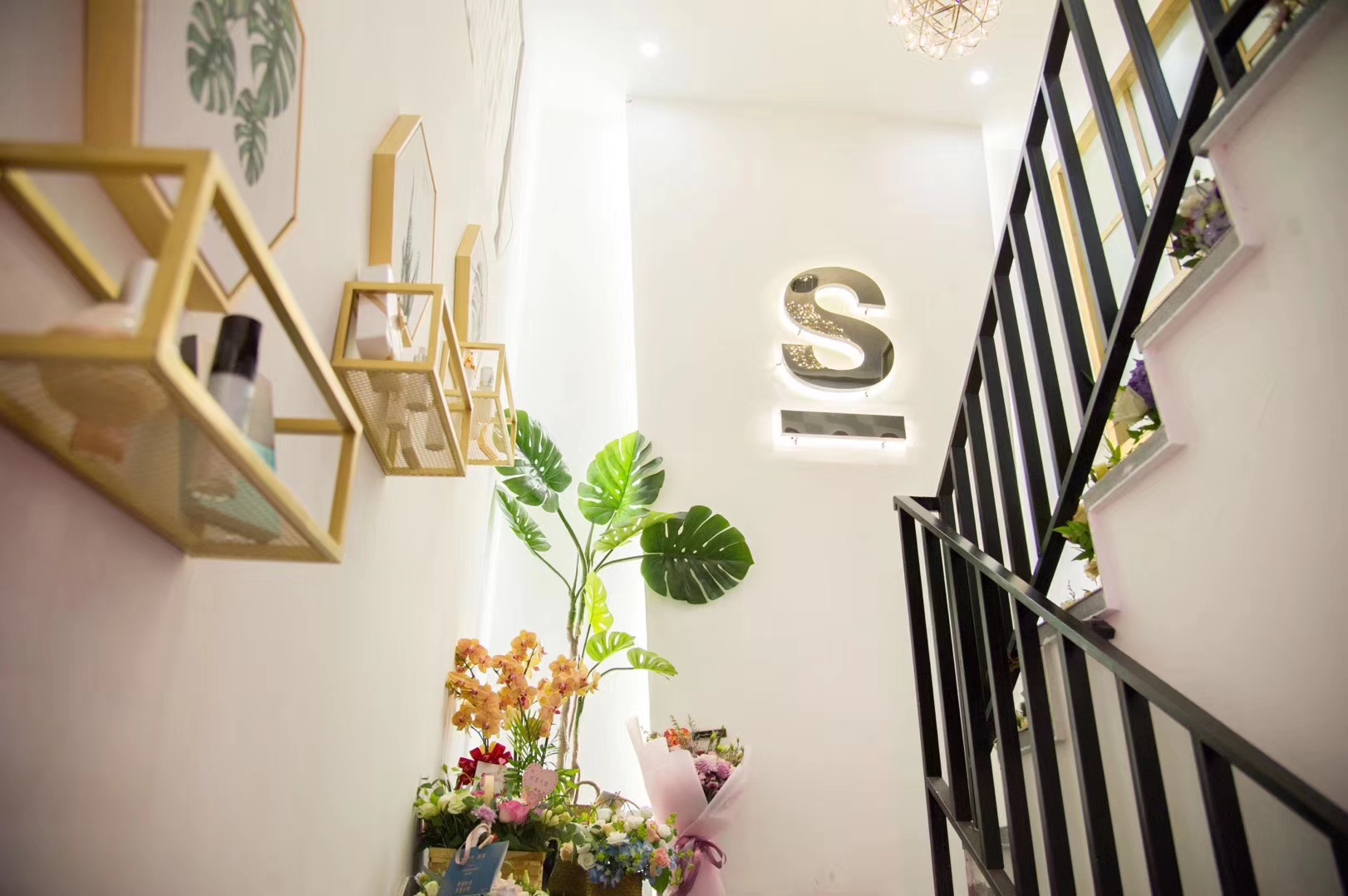 美業開店指南：韓國皮膚管理品牌加盟費幾何？內幕驚人！